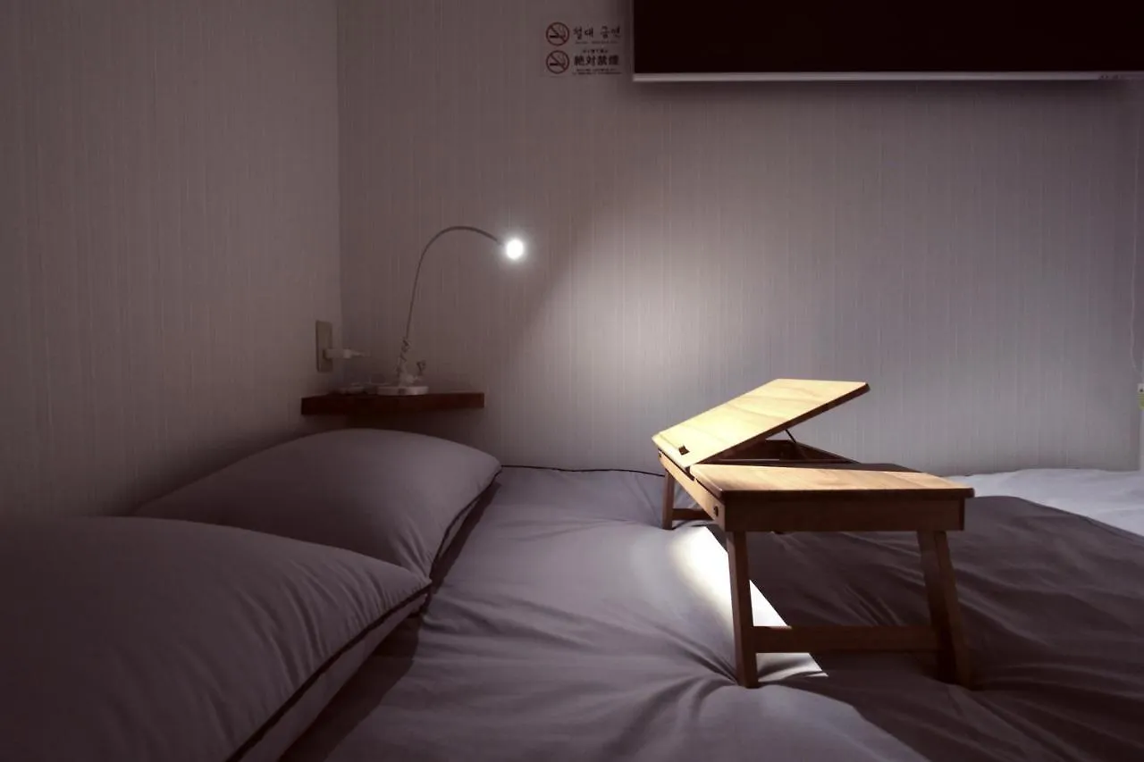 I Osaka House Otel 0*,  Japonya