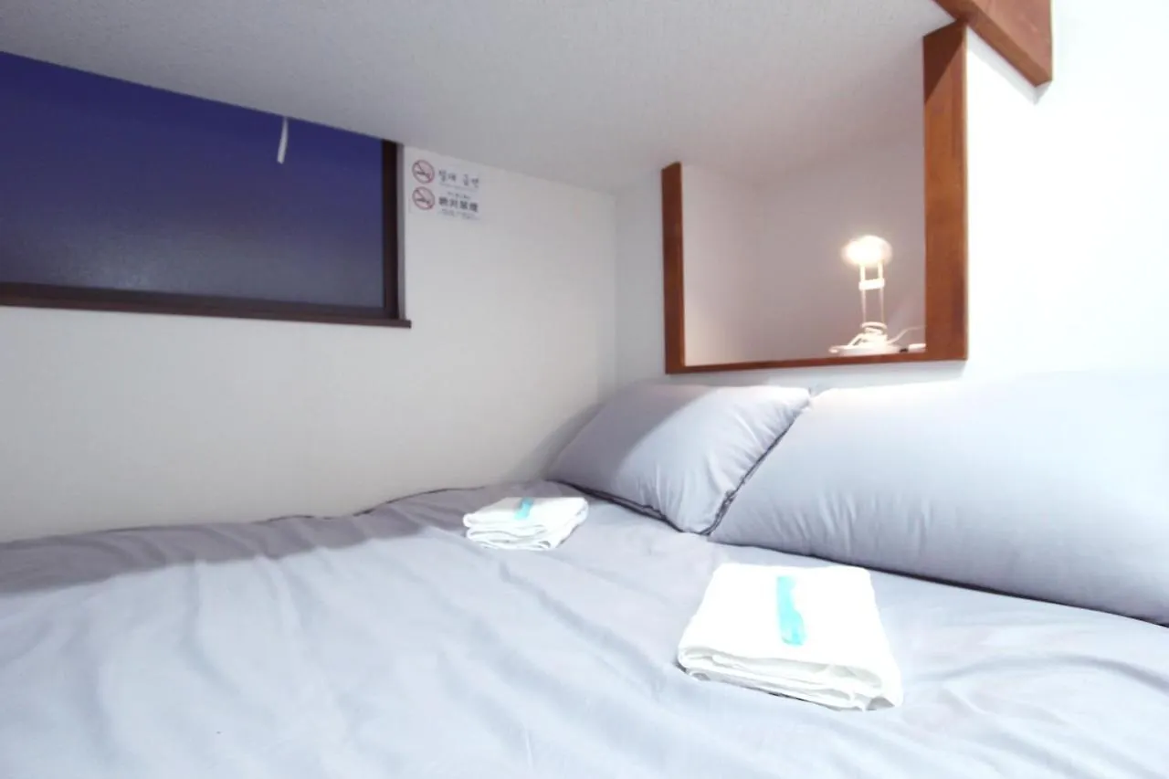 Konukevi I Osaka House Otel