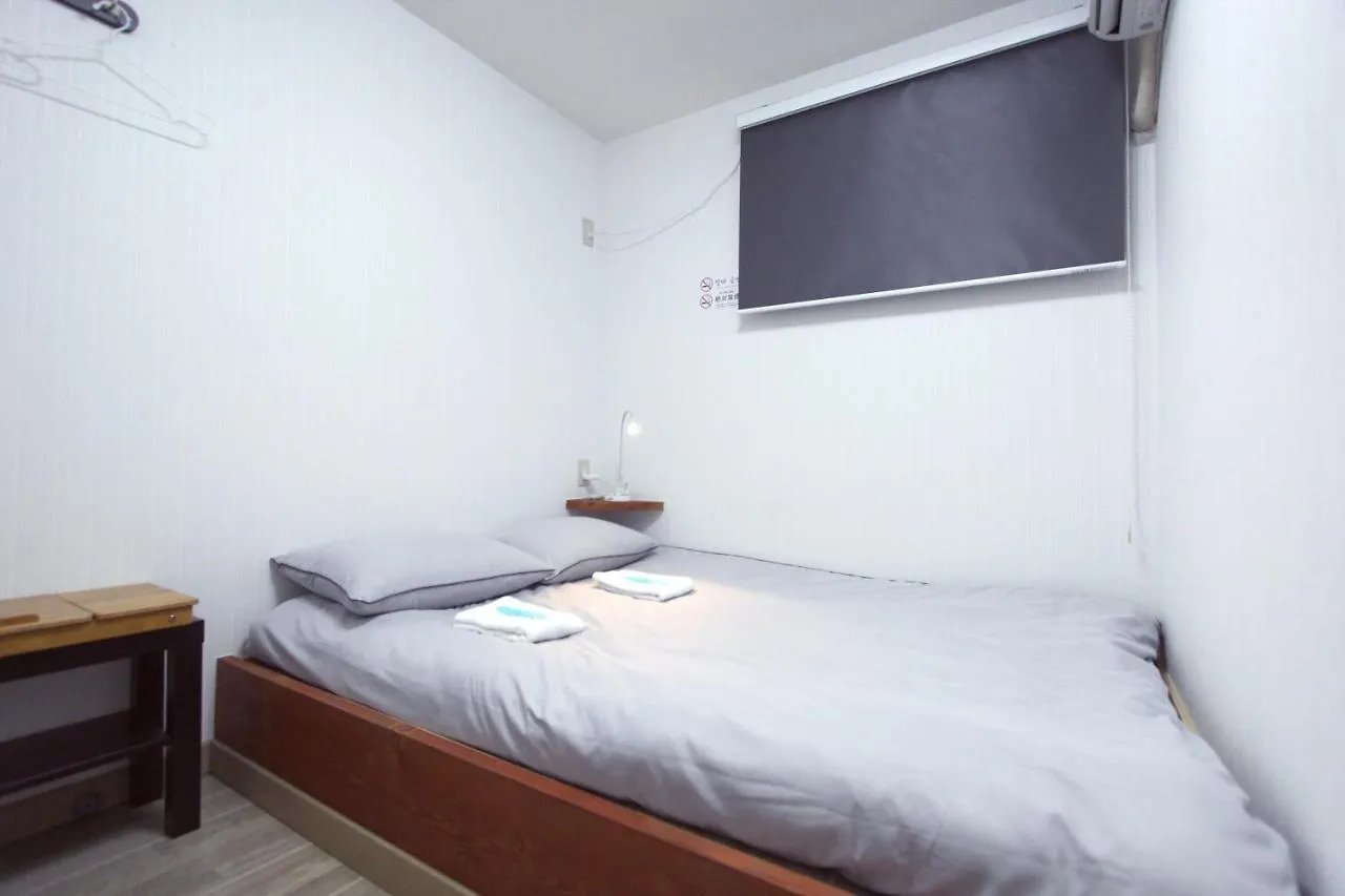 I Osaka House Hotel